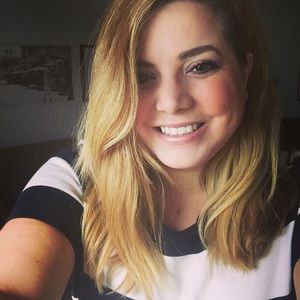 Meet your Posher, Ashley